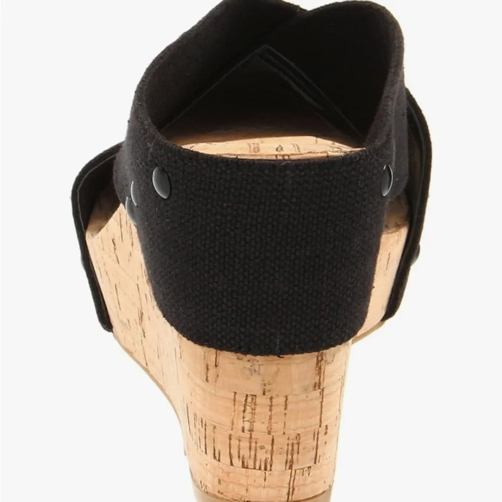 Lucky Brand  Black Strap Open Toe Cork  Wedge Heels size 7.5